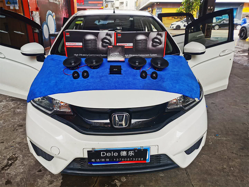 本田飛度 音響改裝升級(jí) 無(wú)損體現(xiàn)現(xiàn)場(chǎng)的感覺(jué)