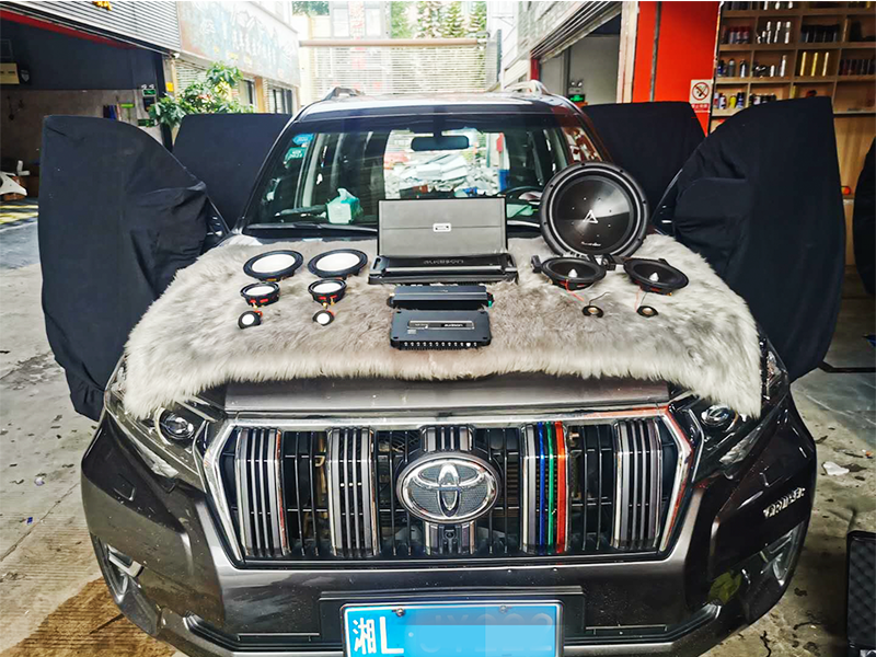 豐田霸道 音響改裝升級享受人聲的巔峰