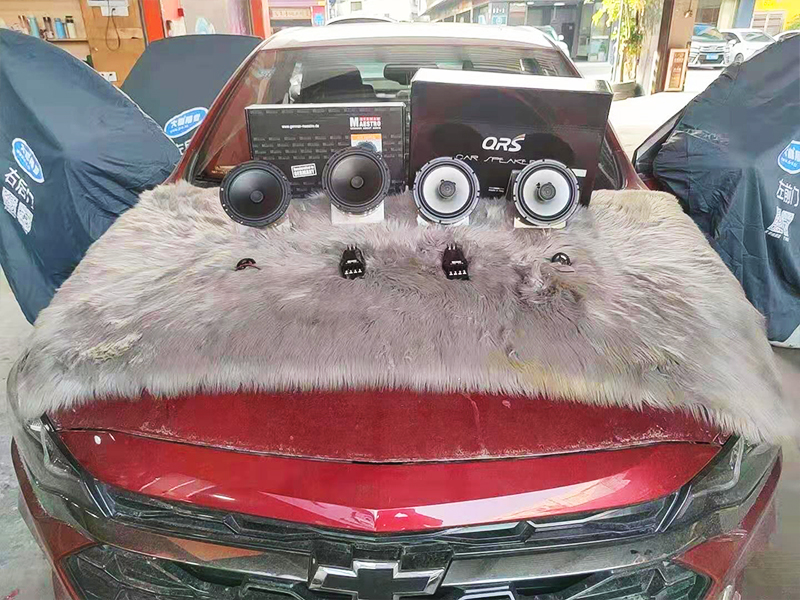 雪佛蘭升級(jí)原車?yán)龋固丶観RS雙培快樂